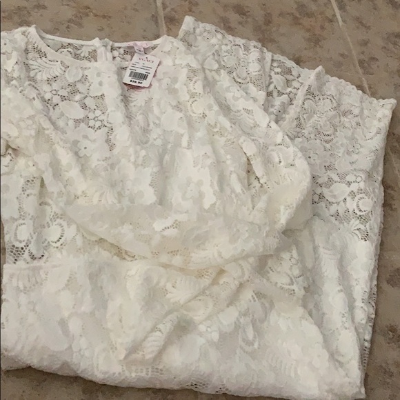 Dresses - Picture 2 of 2